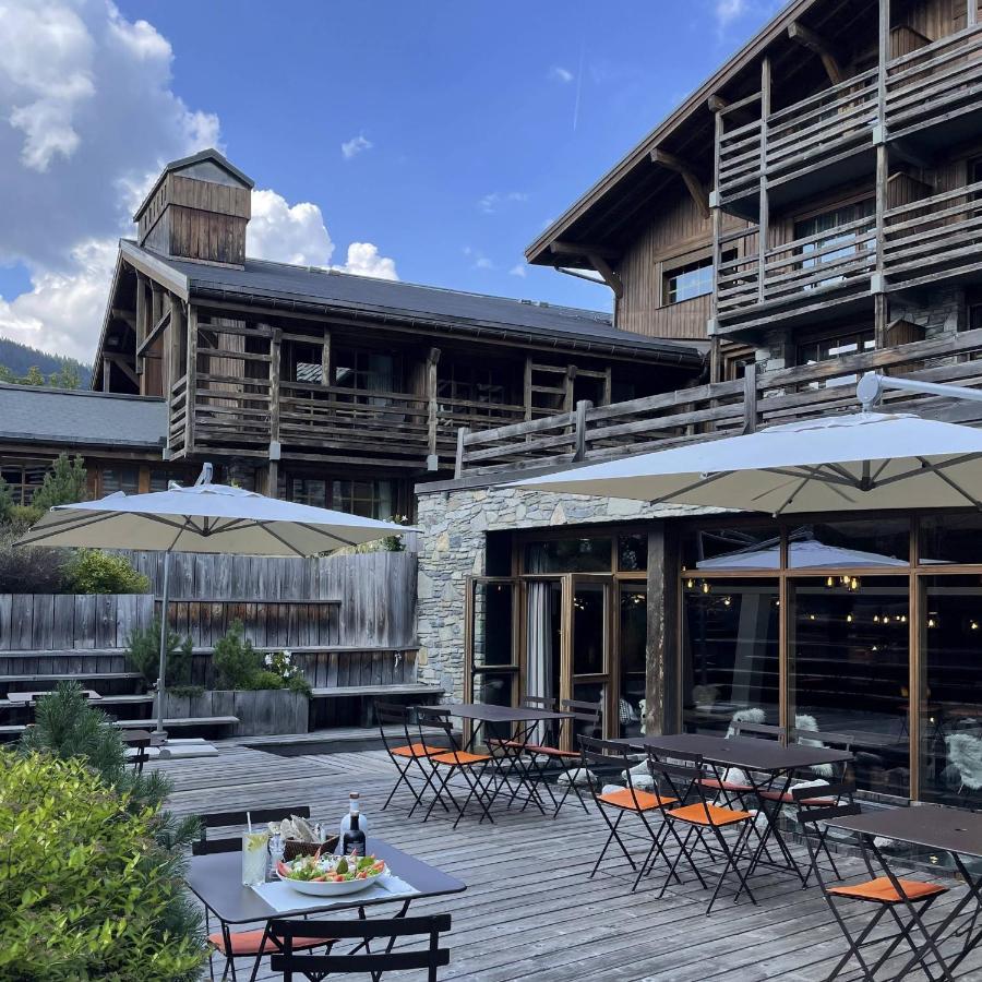 M De Megeve Hotel Exterior photo